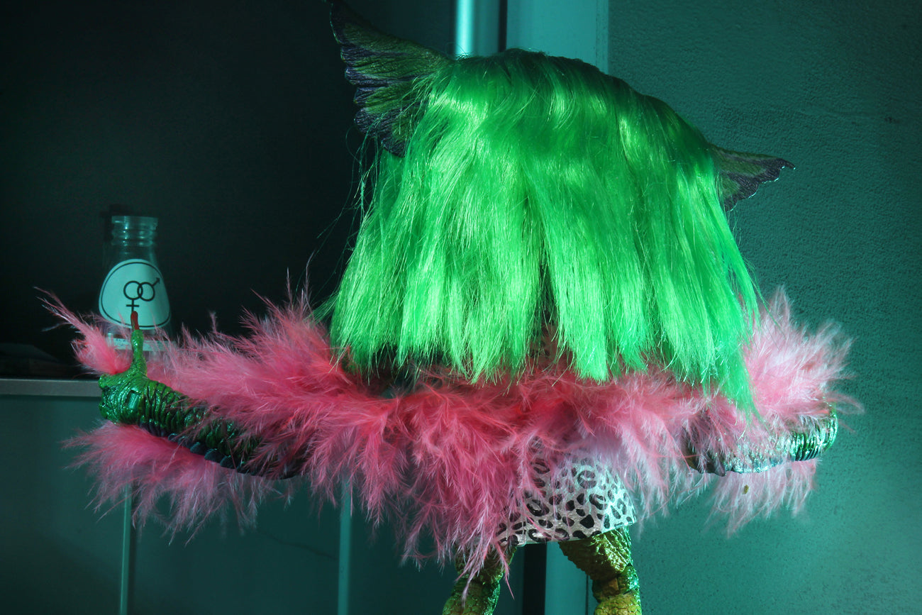 NECA - Gremlins 2 Ultimate! - Greta (Figura de 7")