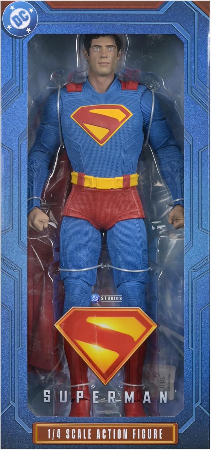 NECA - Superman (2025) - Figura a escala de 18 pulgadas - Superman
