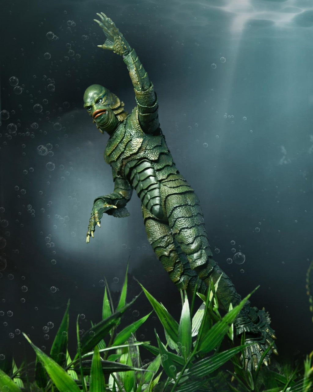 NECA - Universal Monsters Ultimate! - Creature from the Black Lagoon (color) (Figura de 7")