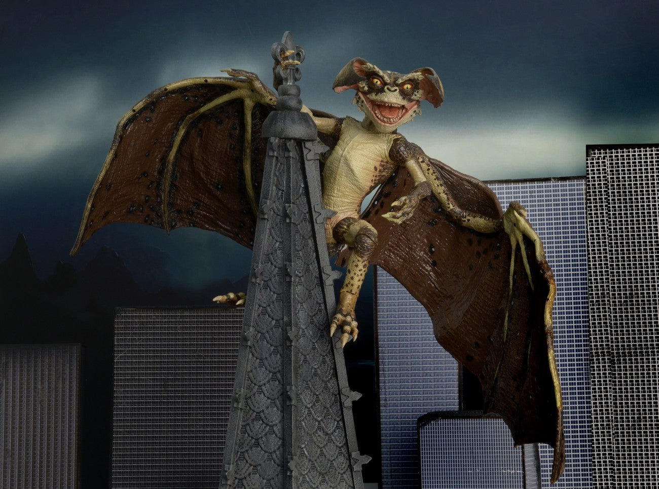 NECA - Gremlins 2 - Bat Gremlin (Figura de 6")