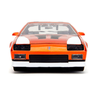 JADA TOYS - Cheetos-Chevy 1985 with Chester Cheetah - Die-cast Hollywood Rides (Auto a escala 1:24)