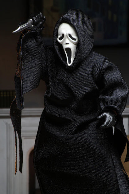 NECA - Ghost Face (Figura de 8" con ropa de tela)