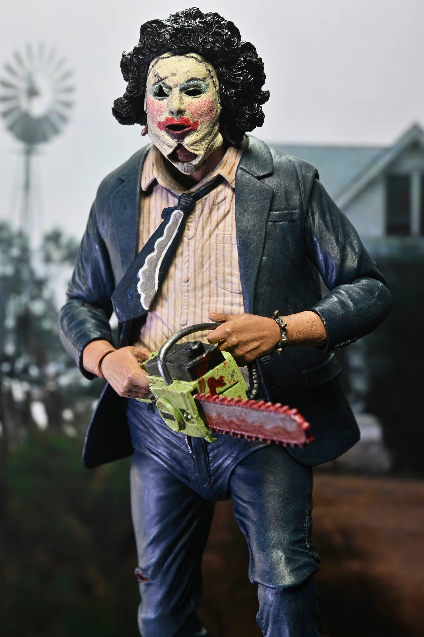 NECA - Texas Chainsaw Massacre - 50th Anniversary Ultimate Leatherface with Pretty Woman Mask (Figura de 7")