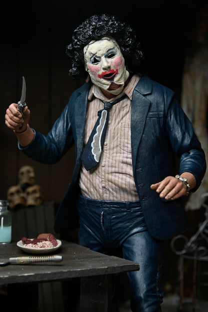 NECA - Texas Chainsaw Massacre - 50th Anniversary Ultimate Leatherface with Pretty Woman Mask (Figura de 7")