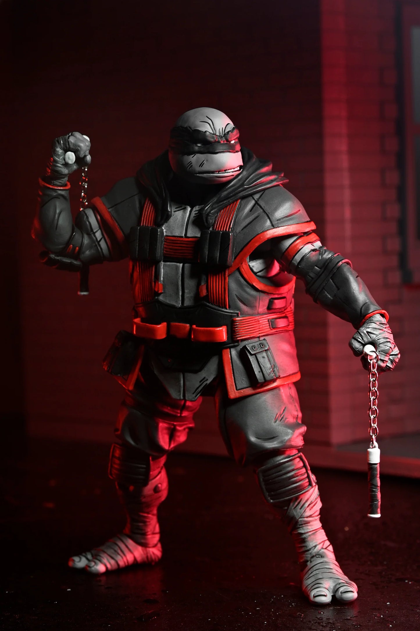NECA - TMNT: The Last Ronin: Lost Years - Ultimate Nightwatcher Michelangelo (Figura de 7")