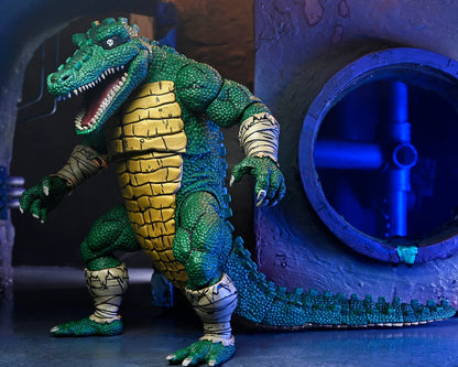 NECA - Teenage Mutant Ninja Turtles (Mirage Comics) - Leatherhead Deluxe Figure (Figura de 7")