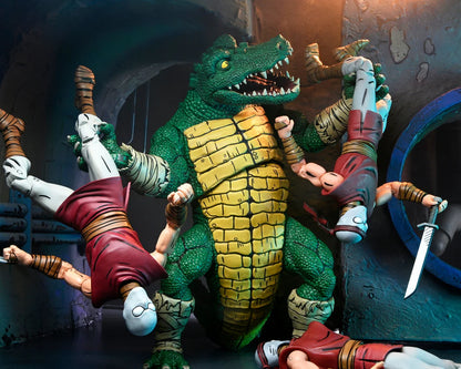 NECA - Teenage Mutant Ninja Turtles (Mirage Comics) - Leatherhead Deluxe Figure (Figura de 7")