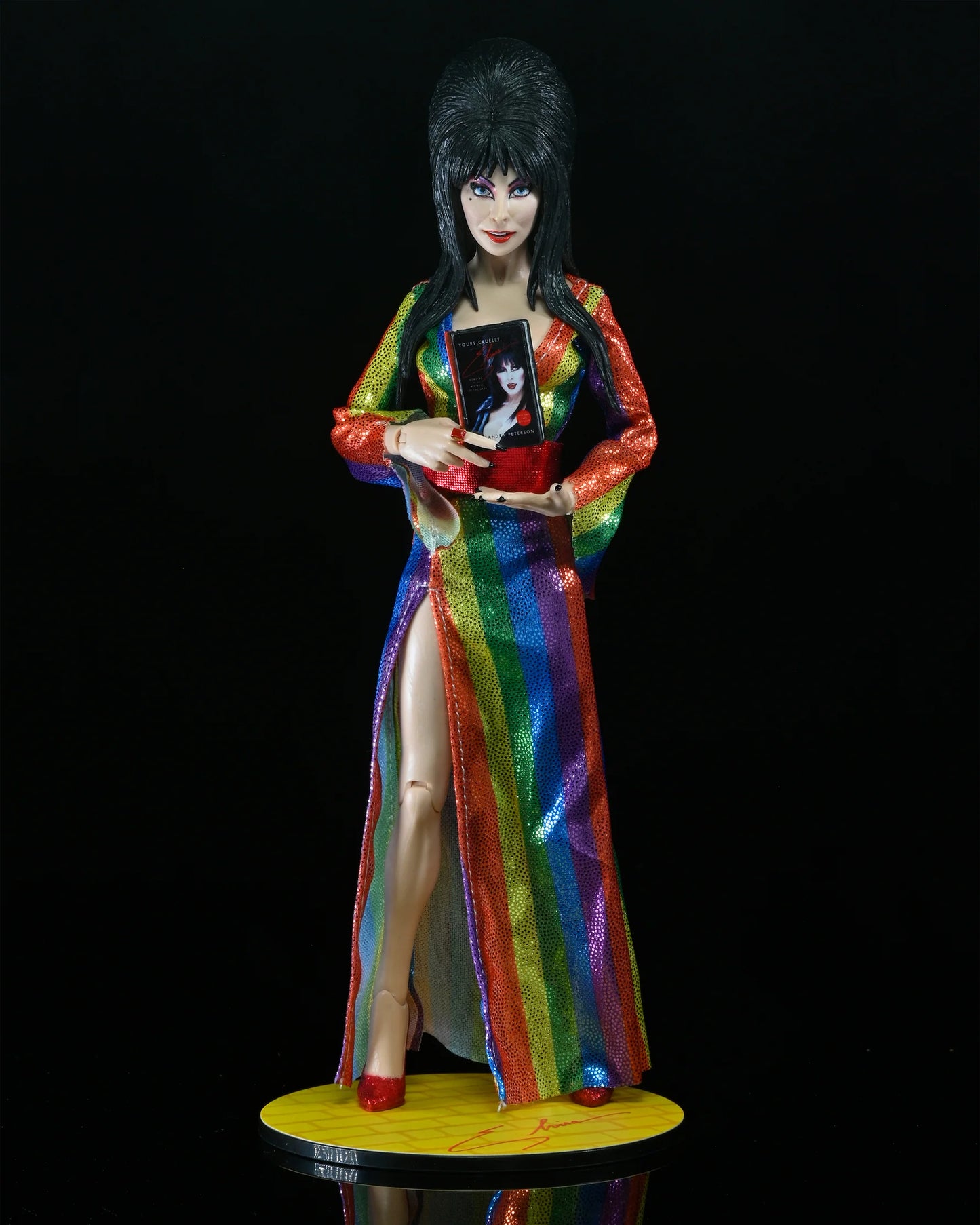 NECA - Elvira Over the Rainbow (Figura de 8")