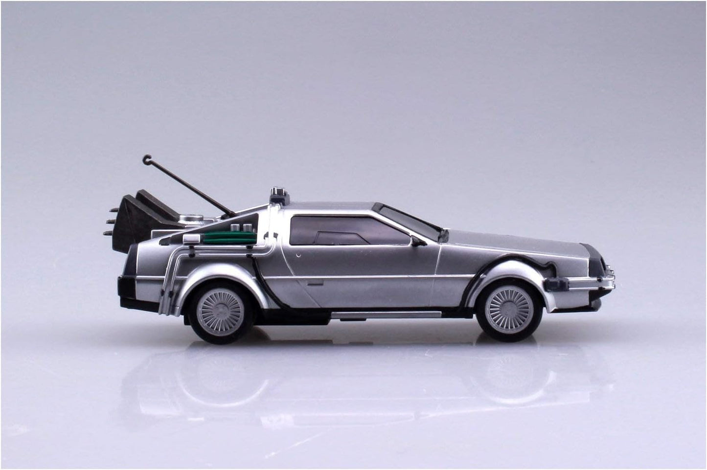 AOSHIMA - Back to The Future I - Pullback Time Machine Delorian (Vehículo escala 1:43) (Model Kit)