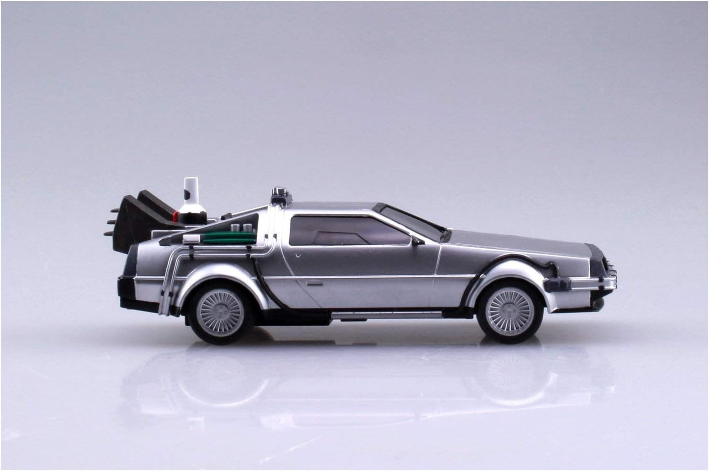 AOSHIMA - Back to The Future II - Pullback Time Machine Delorian (Vehículo escala 1:43) (Model Kit)