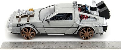 Back To The Future Parte 3 - Vehiculo a escala de 1:24 Die-cast Hollywood Rides - Time Machine (DeLorean) Rail Version
