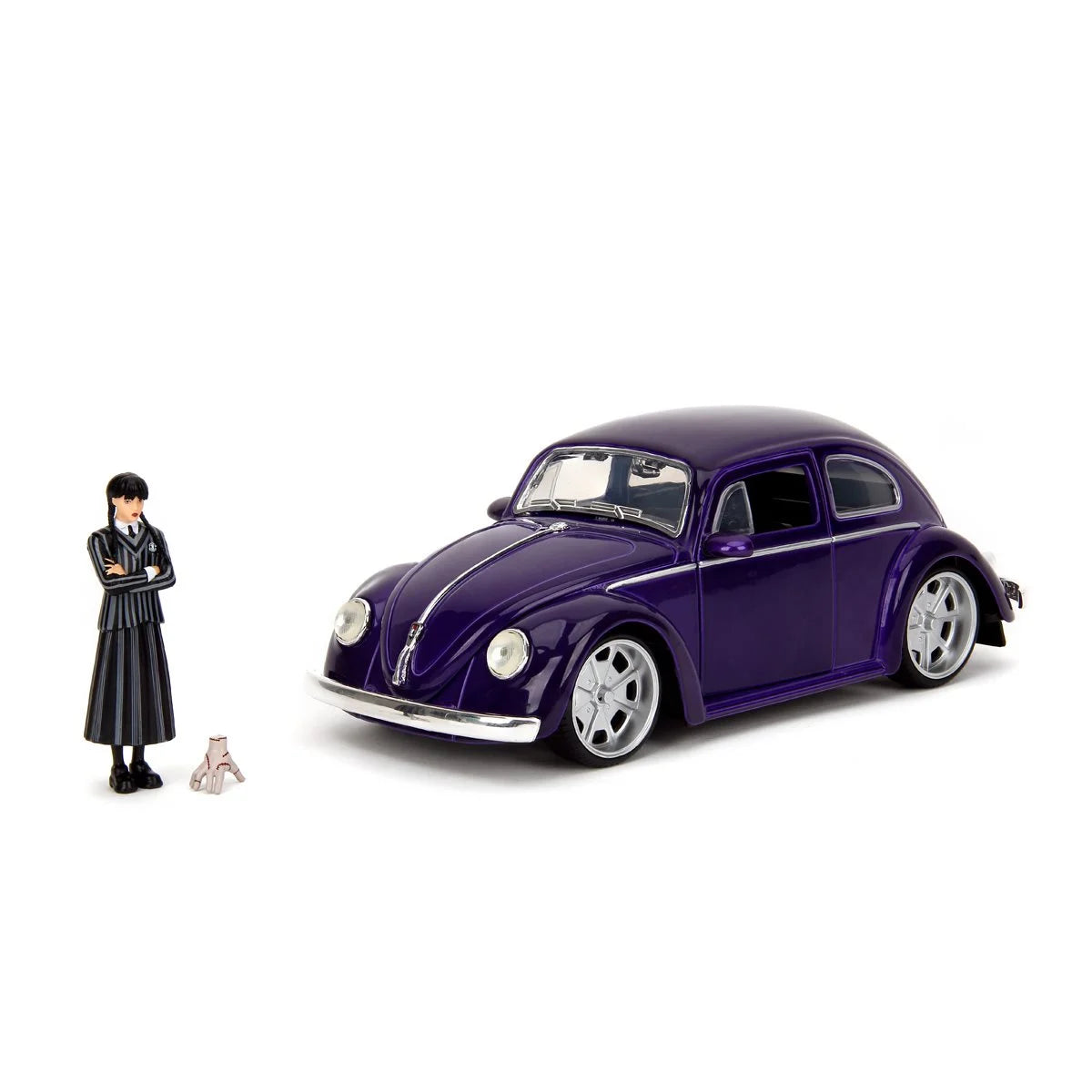 JADA TOYS - Volkswagen Beetle with Wednesday Addams and Thing Figures - Hollywood Rides (Auto escala 1:24)
