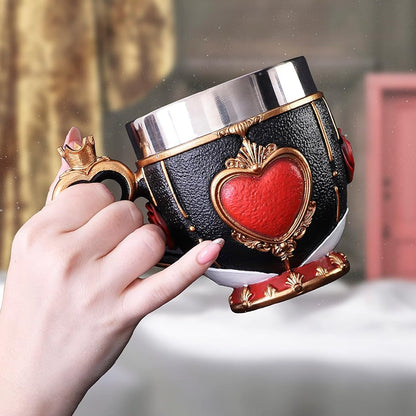 NEMESIS NOW - Pinkys Up: Queen of Hearts (Taza decorativa)