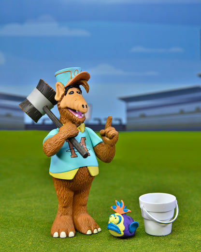 NECA - Toony Classic - Baseball Alf (Figura de 6")