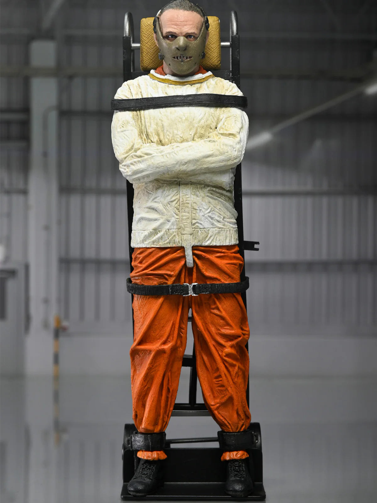 NECA - The Silence of the Lambs - Dr. Hannibal Lecter Masked (Figura de 7")