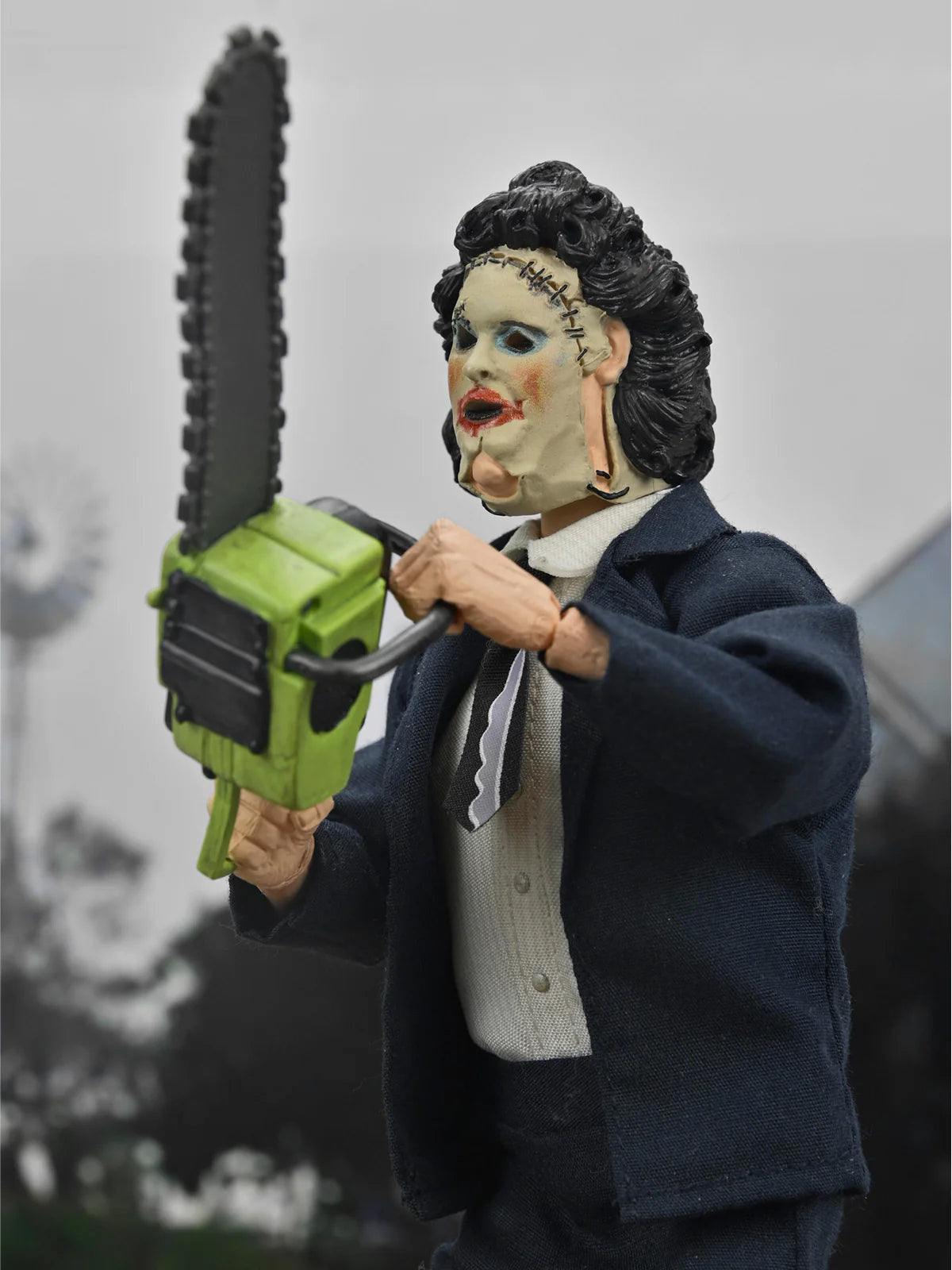 NECA - Texas Chainsaw Massacre - Leatherface (Pretty Woman Mask) 50th Anniversary (Figura de 8")