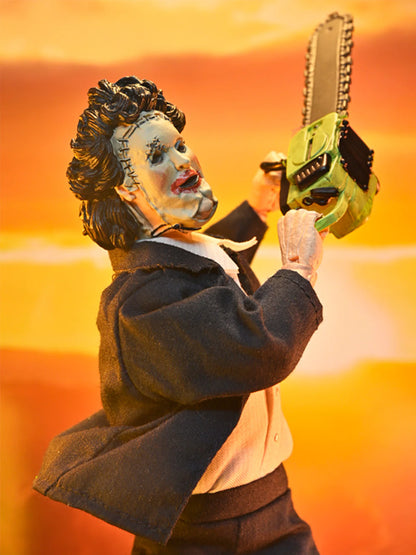 NECA - Texas Chainsaw Massacre - Leatherface (Pretty Woman Mask) 50th Anniversary (Figura de 8")