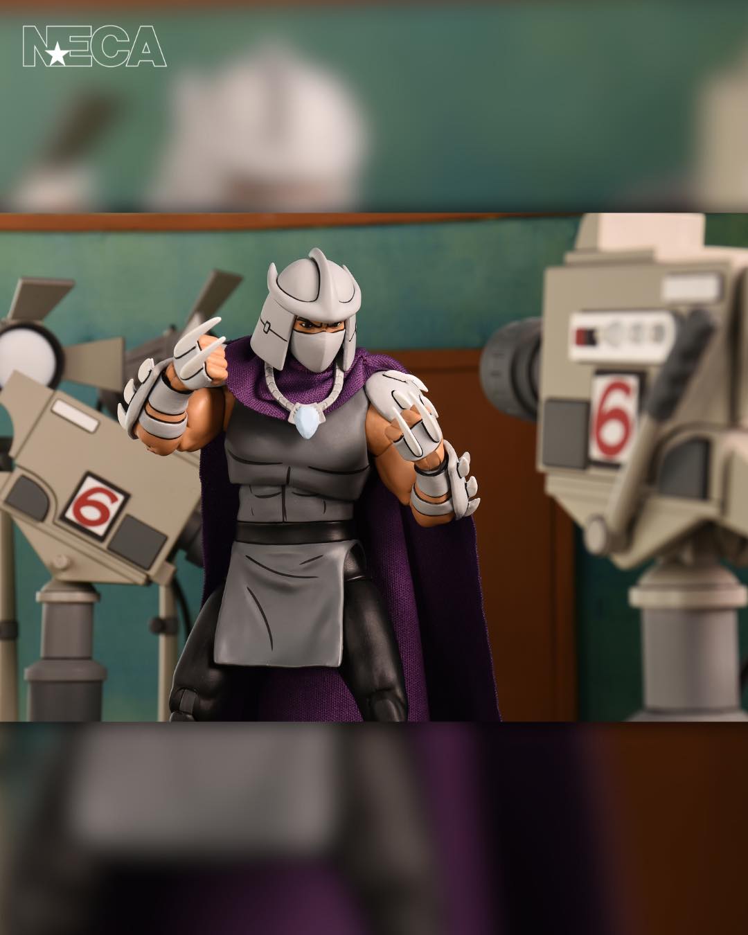 NECA - Teenage Mutant Ninja Turtles Cartoon - Ultimate Shredder (Figura de 7")