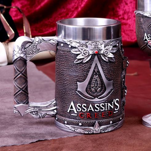 NEMESIS NOW - Assassin's Creed - Tankard of the Brotherhood (Jarro de 600 ml)