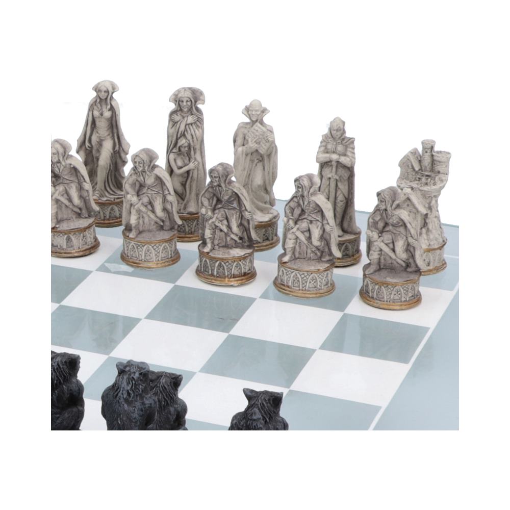 Nemesis Now - NN Core - Tablero de ajedrez de 43cm - Vampire and Werewolf Chess Set with glass table