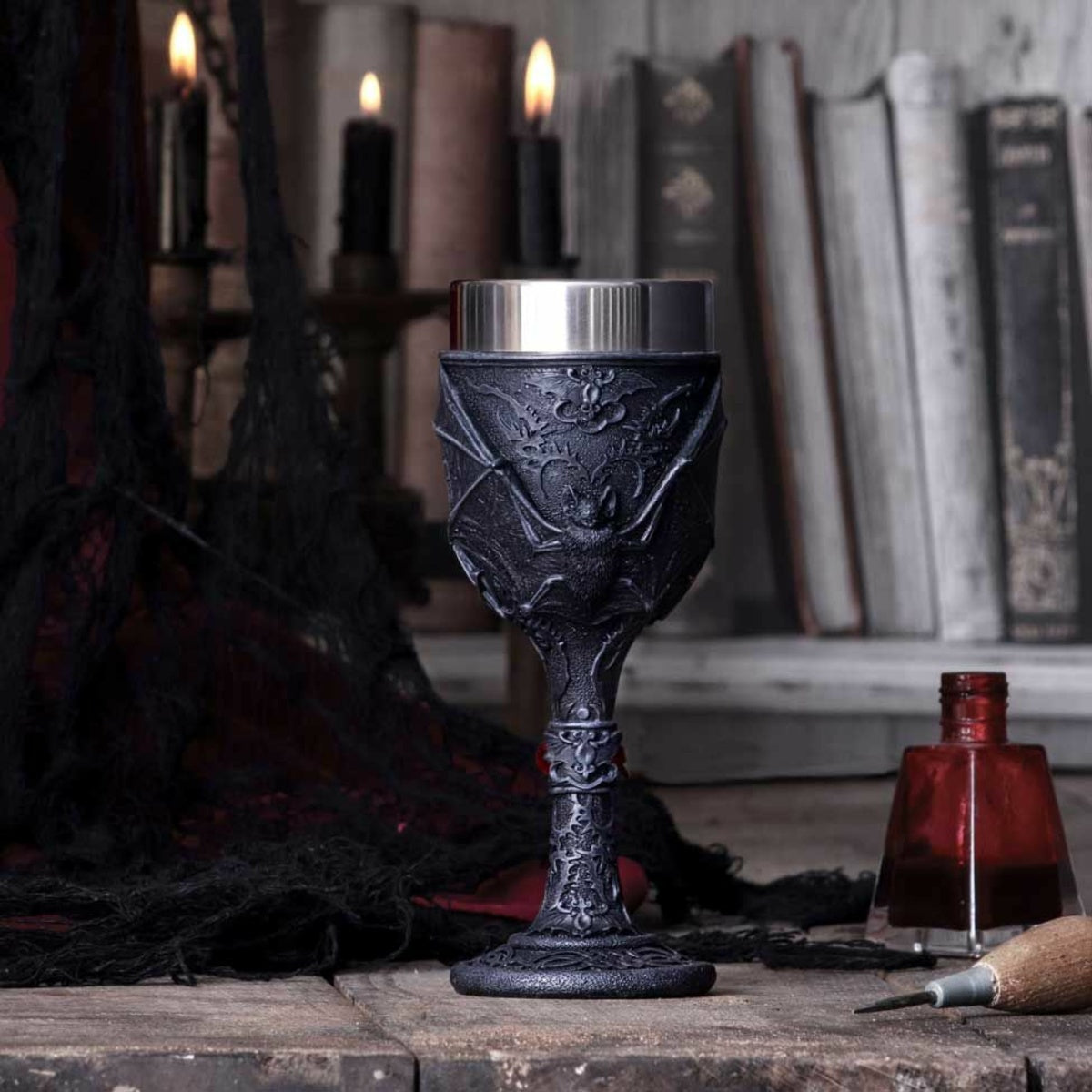 NEMESIS NOW - Chalice Dark Fang Goblet (Cádiz de 18.5 cm)