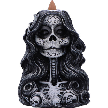 Nemesis Now - NN Core: Skulls - Adorno quemador de incienso de 16cm - Calavera's Offering Backflow Incense Burner