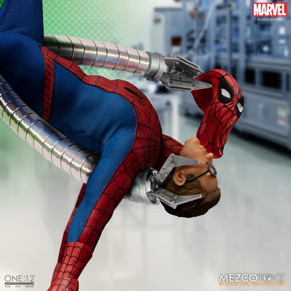 MEZCO - One:12 Collective - Deluxe Edition Spiderman (Figura de 6")