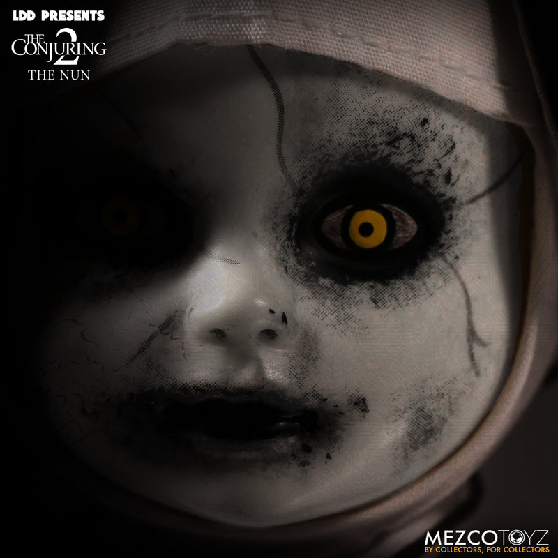 MEZCO - Living Dead Dolls Deluxe Edition Anabelle: The Nun (Valak)